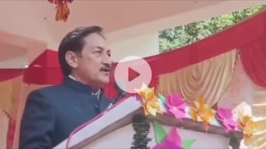 निहरी: सलापड स्कूल के विद्यार्थियों के उत्कृष्ट कार्य पर पूर्व सीपीएस सोहन लाल ठाकुर ने दी बधाई