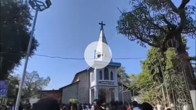 रतलाम नगर: सैलाना बस स्टैंड स्थित चर्च में समाजजनों ने मेरी क्रिसमस पर्व धूमधाम से मनाया, दी बधाई