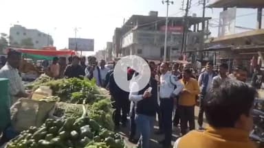 बीना: बजरिया सहित क्षेत्र में अतिक्रमण के खिलाफ नगर पालिका की मुहिम जारी, अमले के साथ निकले नगर पालिका अधिकारी