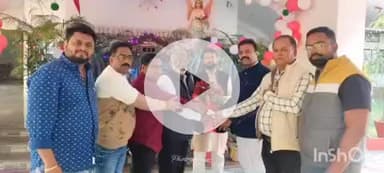 जगदलपुर: बस्तर जिला कांग्रेस परिवार ने जगदलपुर में विभिन्न चर्च पहुंचकर मसीह समाज को मेरी क्रिसमस पर दी बधाई