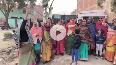 आज़मगढ़: सिधारी के हुसैनगंज गांव की पोखरी जीवनदायनी नहीं, जहर का कुआं, ग्रामीणों ने सड़क पर किया प्रदर्शन