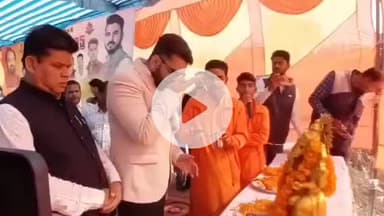 गढ़ाकोटा: दशहरा मैदान में विधानसभा स्तरीय कॉस्को बॉल क्रिकेट टूर्नामेंट का शुभारंभ