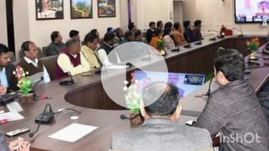 बारां: मिनी सचिवालय सभागार में जिला प्रशासन ने सुशासन दिवस पर पूर्व प्रधानमंत्री अटल बिहारी वाजपेई को श्रद्धांजलि दी