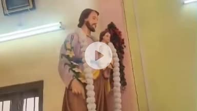 गया टाउन सीडी ब्लॉक: क्रिसमस पर गया के गांधी मैदान स्थित चर्च में उमड़ी लोगों की भीड़, की गई विशेष प्रार्थना