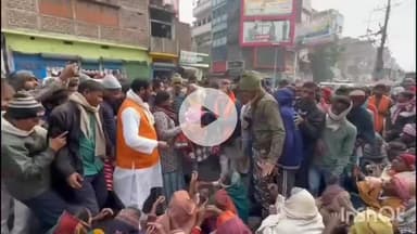 नवादा: अटल बिहारी वाजपेयी की शताब्दी वर्ष पर लोगों को मिली राहत, सांसद विवेक ठाकुर ने नवादा में बांटे कंबल