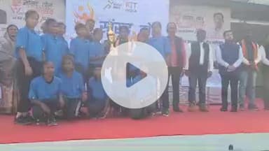 जगदलपुर: सांसद खेल महोत्सव का समापन, सांसद महेश कश्यप ने विजेता खिलाड़ियों को किया पुरस्कृत