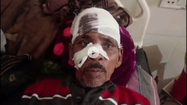 टीकमगढ़: सेमपुरा: नहाने गई बहू को दो लोगों ने पीटा, ससुर ने बचाया तो उससे भी मारपीट की, घायल अस्पताल में भर्ती