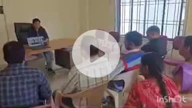 जगदलपुर: बस्तर जिले में गूंजी वीरता की गाथा, वीर बाल दिवस पर बच्चों ने एकाग्रता से सुना प्रधानमंत्री का संदेश