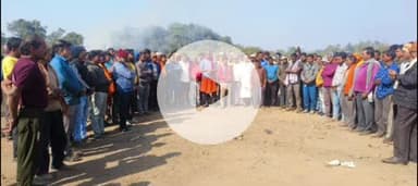 बरकागाँव: अनुपम की मौत से बडकागांव में शोक, अंतिम संस्कार में भारी संख्या में लोग हुए शामिल