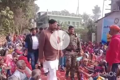 गया टाउन सीडी ब्लॉक: गया: पूर्व मुखिया की पुण्यतिथि पर कंबल वितरण, विधानसभा अध्यक्ष डॉ. प्रेम कुमार ने बांटे कंबल