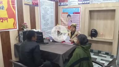 नवाबगंज: कोतवाली नगर मिशन शक्ति केन्द्र द्वारा काउंसलिंग के परिणामस्वरूप 01 दम्पति को एक साथ रहने के लिए किया गया राजी