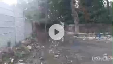 करौं: पथरोल के थाना जाने वाले मार्ग में जलजमाव से सड़क।कीचड़मय,पंचायत के।मुखिया से समाधान की मांग
#जनसमस्या #पथरोल #करौं #कचरा