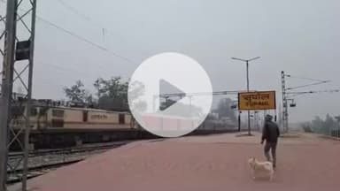 सुपौल: सुपौल-त्रिवेणीगंज रेलखंड पर जल्द दौड़ेंगी इलेक्ट्रिक ट्रेनें, पीसीईई ने किया निरीक्षण