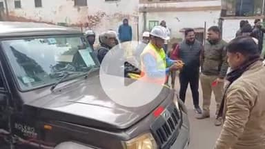 सिराथू: सड़क हादसों में कमी लाने के लिए नेशनल हाईवे अथॉरिटी और पुलिस ने सैनी में सभी वाहनों पर चिपकाए रिफ्लेक्टर स्टीकर