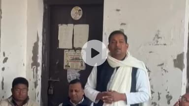 बस्ती: कटेश्वर पार्क स्थित कांग्रेस कार्यालय पर ध्वजारोहण के साथ मनाया गया 140वां स्थापना दिवस