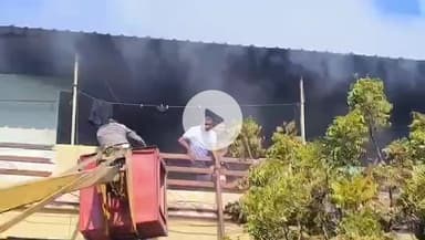 मंदसौर: गोल चौराहा पर कांग्रेस नेत्री के घर में भीषण आग, महिलाओं को बचाने में CSP घायल