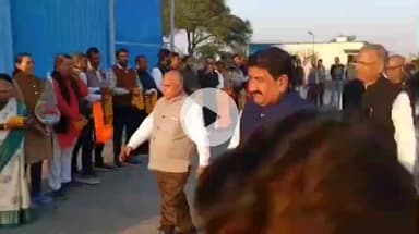 मंदसौर: नौलखाबीड हवाई पट्टी पर भाजपा प्रदेश अध्यक्ष व मप्र विधानसभा अध्यक्ष का नेताओं ने किया स्वागत