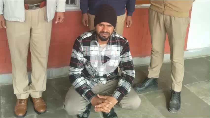 उचाना: दनौदा गांव में पटाखे बजाने को लेकर हुए विवाद में पुलिस ने एक आरोपी को किया काबू