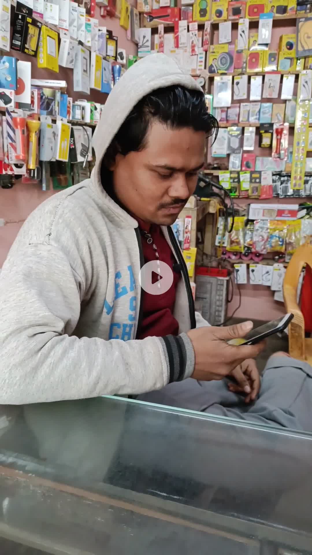 #kirish का #गाना के #चक्कर में 2 गो #मोबाइल #तोड़ #दिया #comedy #funny #trending #viral #funnyvideo @rames.raj