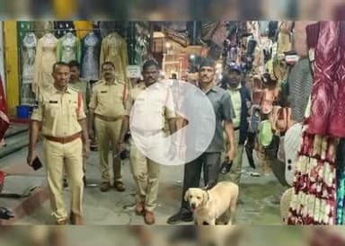 హన్వాడ: పట్టణంలో న్యూ ఇయర్ వేడుకల ప్రత్యేక తనిఖీలు చేపడుతున్న పోలీసులు