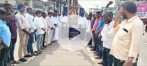 పెద్దకొత్తపల్లి: పెద్ద కొత్తపల్లి జెడ్పి హైస్కూల్లో ,అంబేద్కర్ చౌరస్తాలో సావిత్రిబాయి పూలే జయంతి వేడుకలు