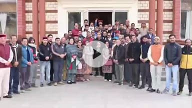 थुनाग: पटीकरी-भहड़ा-शील-काशीम्बलीधार सड़क के निर्माण पर क्षेत्रवासियों ने जताया आभार, नेता प्रतिपक्ष जयराम ठाकुर से की मुलाकात