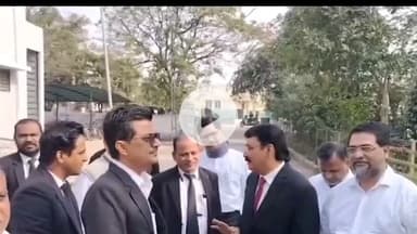 ડભોઇ: બાર કાઉન્સિલ ઓફ ગુજરાત તથા ગુજરાત વકફ બોર્ડના સભ્ય અને જાણીતા એડવોકેટ રણજિત રાઠોડે આજે ડભોઇ સિવિલ કોર્ટની મુલાકાત લીધી હ