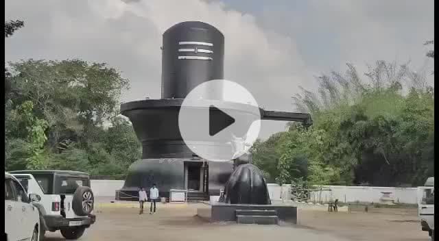 மயிலாடுதுறை: சித்த மருத்துவம் யோகா இவற்றில் தேர்ச்சி பெற்ற கஜகஸ்தான் நாட்டை சேர்ந்த இரண்டு பேருக்கு பாராட்டு தெரிவிக்கும் நிகழ்ச்சி
