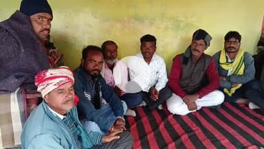 आदिवासी उत्थान महासंघ मध्य प्रदेश माल्थोन ब्लॉक समस्त पद अधिकार उपस्थित हुएग्राम अध्यक्ष पथरिया बामन खेतसिंह आदिवासी