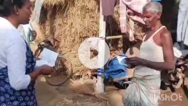 হীরবাঁধ: হিড়বাঁধে ‘উন্নয়নের সংলাপ’, বুথে বুথে মমতা বন্দ্যোপাধ্যায়ের উন্নয়নের বার্তা পৌঁছে দিলেন মন্ত্রী জ্যোৎস্না মান্ডি