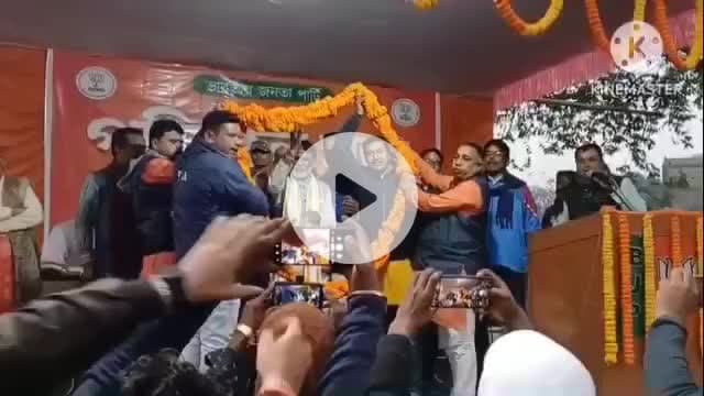 কালনা ২: শ্রী রামের নাম বললেই মারধরের হুমকি? কালনায় আদিবাসী সমাজকে ঐক্যবদ্ধ হয়ে দেবু টুডুকে উৎখাত করার ডাক সাংসদ খগেন মুর্মুর