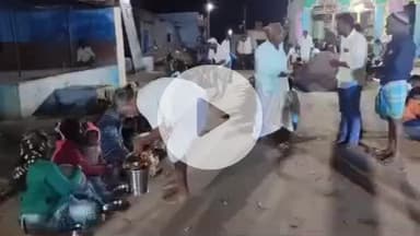 ಗಜೇಂದ್ರಗಡ: ಸಿದ್ದರಾಮಯ್ಯ ದೀರ್ಘಾವದಿ ಸಿಎಂ ಹಿನ್ನಲೆಯಲ್ಲಿ ಒದೇಗೋಳ ಗ್ರಾಮದಲ್ಲಿ ಭರ್ಜರಿ ನಾಟಿಕೋಳಿ ಸಾರು ಊಟ