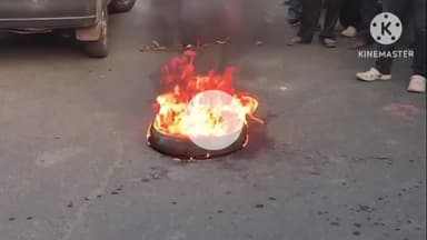 নন্দীগ্রাম ২: সল্টলেকে IPAC র অফিসে EDর তল্লাশির প্রতিবাদে খোদামবাড়িতে রাস্তায় টায়ার জ্বালিয়ে পথ অবরোধ করে বিক্ষোভ দেখালো তৃণমূল