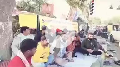 रोहतक: एमडीयू में धरने पर बैठे छात्र संगठनों ने भूख हड़ताल की धमकी दी