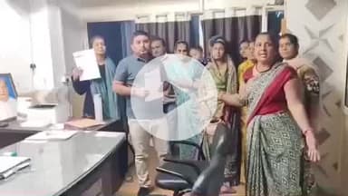 રાધનપુર: રાધનપુર નગરપાલિકામાં મહિલાઓ પાયાની સુવિધાઓને લઈને માટલા ફોડી અનોખો વિરોધ દર્શાવ્યો