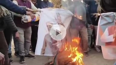 দাঁতন ২: দাঁতনে প্রধানমন্ত্রীকে পুড়িয়ে প্রতিবাদ তৃণমূল!