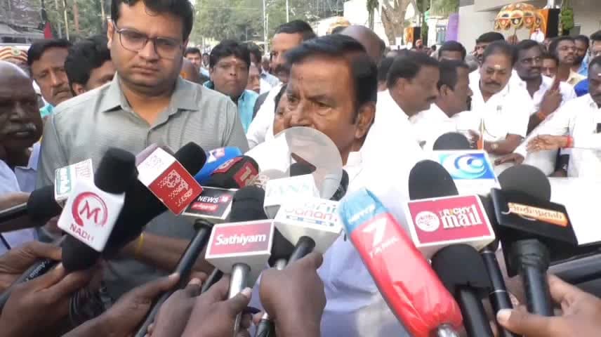 ஸ்ரீரங்கம்: அதிமுக அரசால் செய்ய முடியாத திட்டங்களை திமுக செய்துள்ளது இதை அவர்களால் ஏற்றுக் கொள்ள முடியவில்லை ஸ்ரீரங்கத்தின் அமைச்சர் கே என் நேரு பேட்டி