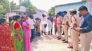 మునగాల: దాడులకు పాల్పడితే కఠిన చర్యలు: నారాయణ గూడెంలో ఎస్పీ నరసింహ