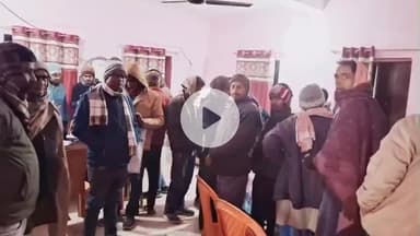 डुमरी कटसरी: डुमरी कटसरी प्रखंड क्षेत्र में ई-केवाईसी किसान कार्य जारी, बीडीओ ने लिया जायजा