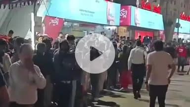 శామీర్‌పేట: సంక్రాంతికి సొంత ఊర్లకు వెళ్లేందుకు కూకట్పల్లి హౌసింగ్ బోర్డు వద్ద బారులు తీరిన ప్రయాణికులు