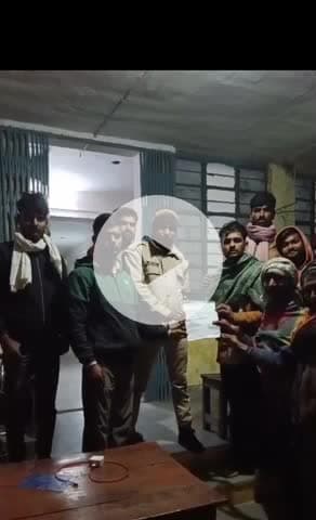 (हिंडोली)नदी के पैर काटने की घटना को लेकर गुसाई ग्रामीणों ने थाना dablana मैं दिया ञापन ग्राम पंचायत छापरियों का नयागांव