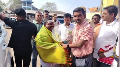 మల్యాల: కొండగట్టు ఆంజనేయ స్వామిని దర్శించుకున్న జాతీయ ఎస్సీ కమిషన్ సభ్యులు వడ్డేపల్లి రాంచందర్