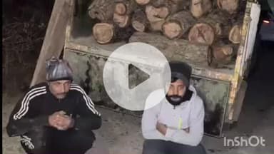 रक्कड़: वन विभाग देहरा की टीम ने कल देर रात नाके के दौरान अवैध खैर लकड़ी से लदी गाड़ी को किया ज़ब्त
