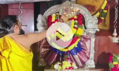 రేగోడు: ఘనంగా ఏడుపాయల వన దుర్గ మాత పూజలు