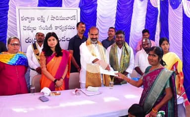 రుద్రంగి: రుద్రంగిని మోడల్ గ్రామంగా తీర్చిదిద్దుతాం: ప్రభుత్వ విప్,వేములవాడ ఎమ్మెల్యే ఆది శ్రీనివాస్