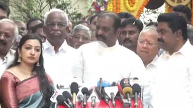 வேளச்சேரி: கலையோடு அரசியலை கலக்கக்கூடாது - தை முதல் தேதி தான் புத்தாண்டு - கலாஷேத்ரா காலனியில் வைரமுத்து பரபரப்பு பேட்டி