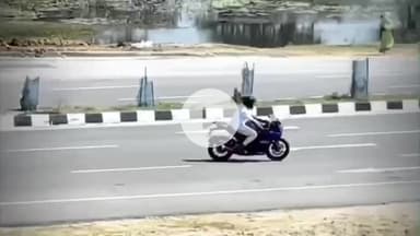 বইটামাৰী: যোগীঘোপা উৰণসেতুত ভুল পথেৰে তীব্ৰবেগত আহি খুন্দিয়ালে আন এগৰাকী বাইক আৰোহীক, দূৰ্ঘটনাত আহত হয় দুয়োগৰাকী বাইক চালক