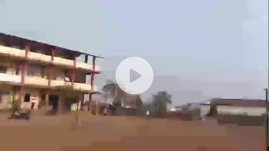 भुदरगड: अंबप येथे गावात गव्याचा धुमाकूळ, शाळेच्या आवारात घुसल्याने विद्यार्थी, शिक्षक आणि नागरिकांची मोठी धावपळ