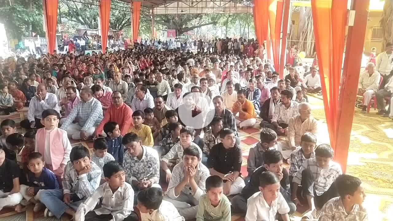 सेगांव: 🕉️ हम्मू अख्खा हिंदू छे! 🔥 सेगांव में भव्य शोभायात्रा ने मचाया धमाल, हजारों का भंडारा! 🇮🇳 #हिंदूएकता #सेगांव