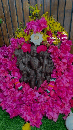 *सूचना *
आज दिनांक 23-11-24 दिन शनिवार को श्री भैरव अष्टमी विशेष शुभ अवसर पर नीम करौली धाम इंदौर - पिगडंबर आश्रम में सांय 6:30 बजे की शुभ आरती में आप सभी भक्त परिवार सादर आमंत्रित है।

#नीमकरौरीधामइंदौर  #neemkarolimaharajji #neemkaroliba